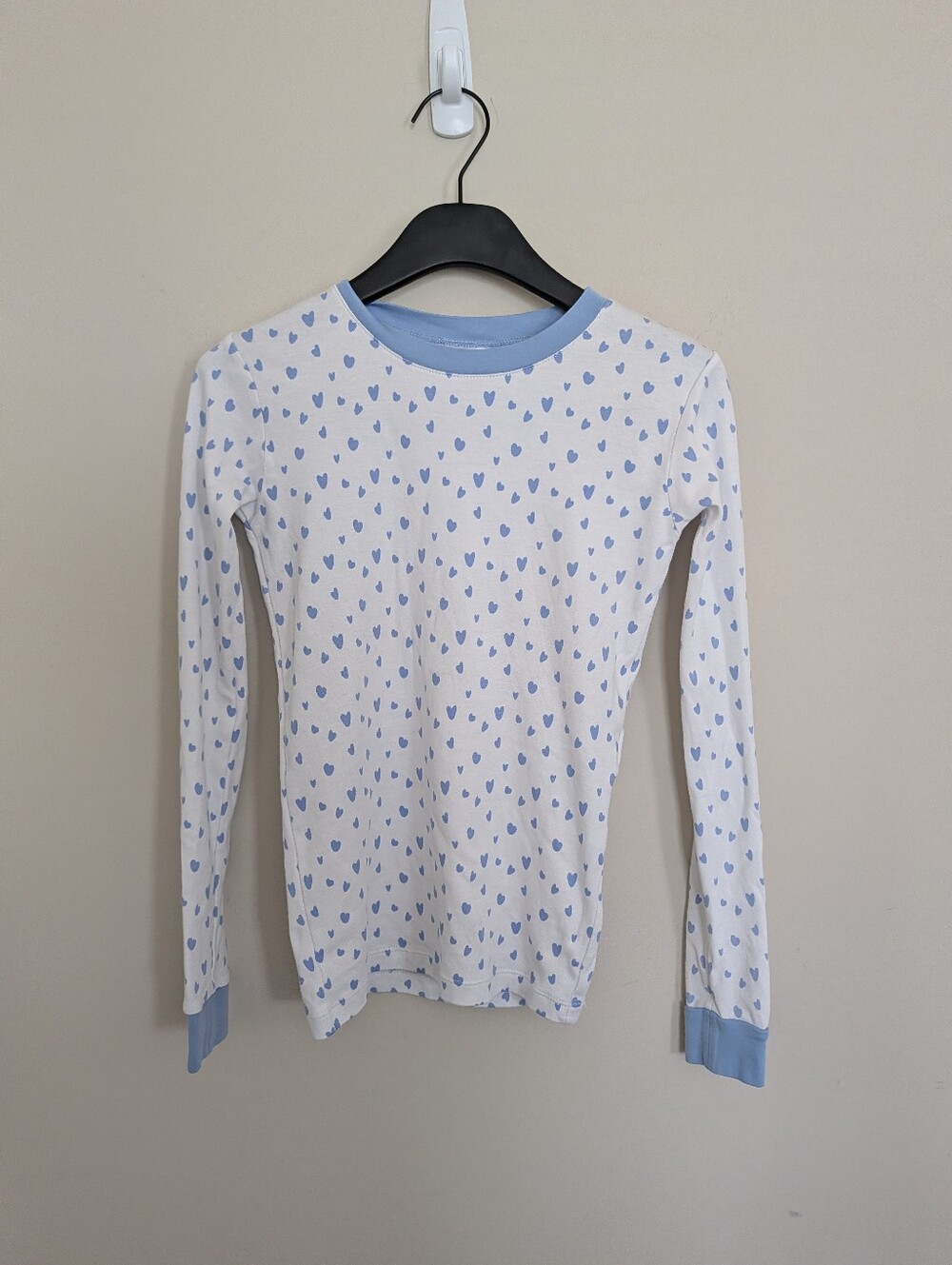 Lake Pj White Long Sleeve with Blue Heart Print Girls Size 12